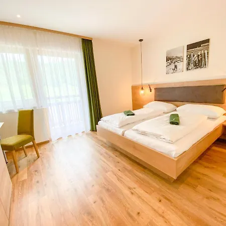 Starchlhof Hotel 3*